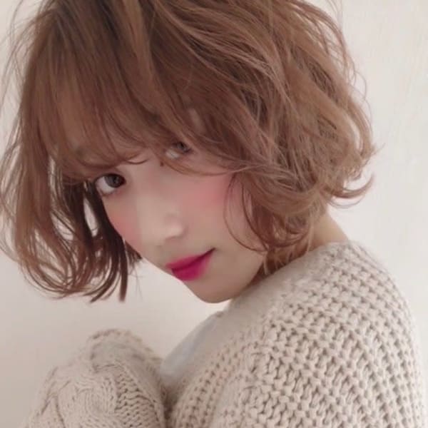 エアリーミディショートパーマ黒髪カタログホワイトアッシュ|NeiRo 錦糸町 ショートカット 髪質改善