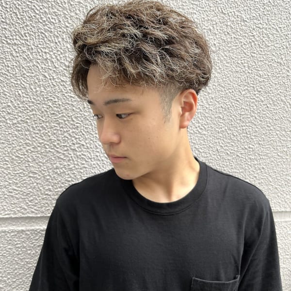 ハイライト×ツイストパーマ