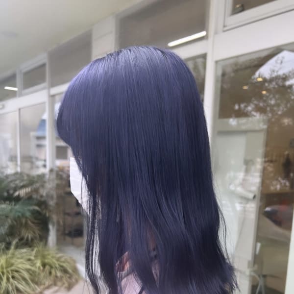 ネイビーブルー