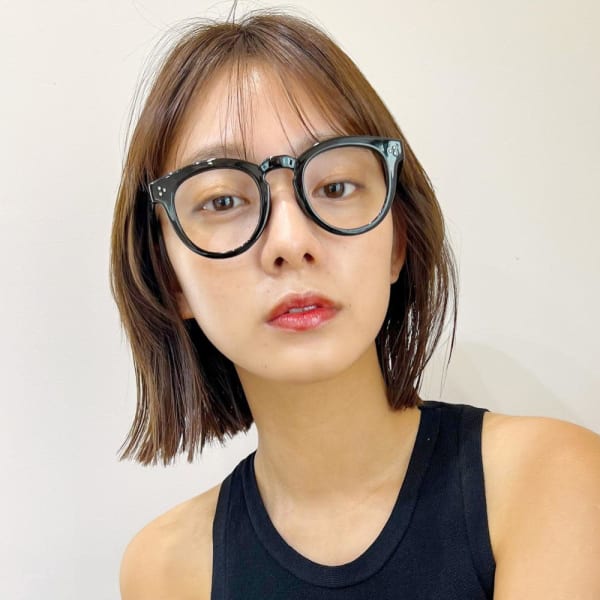 外ハネボブセクションカラーペールベージュ
