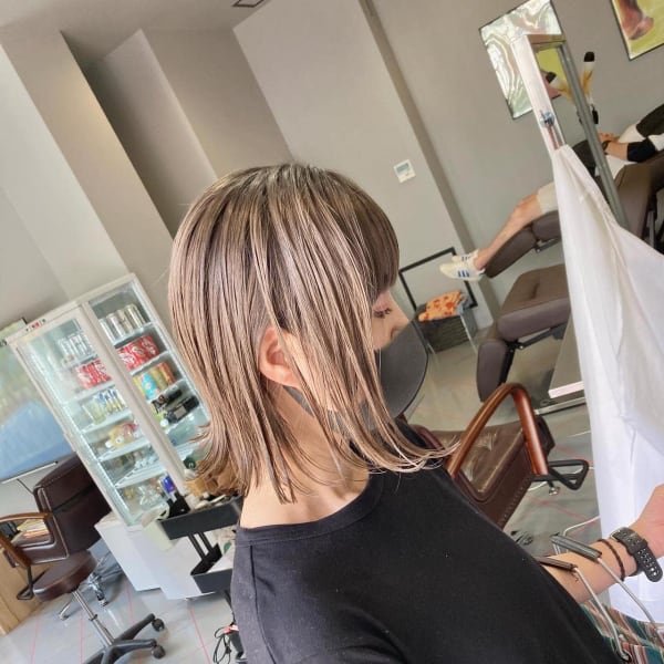 ナチュラルグレージュ