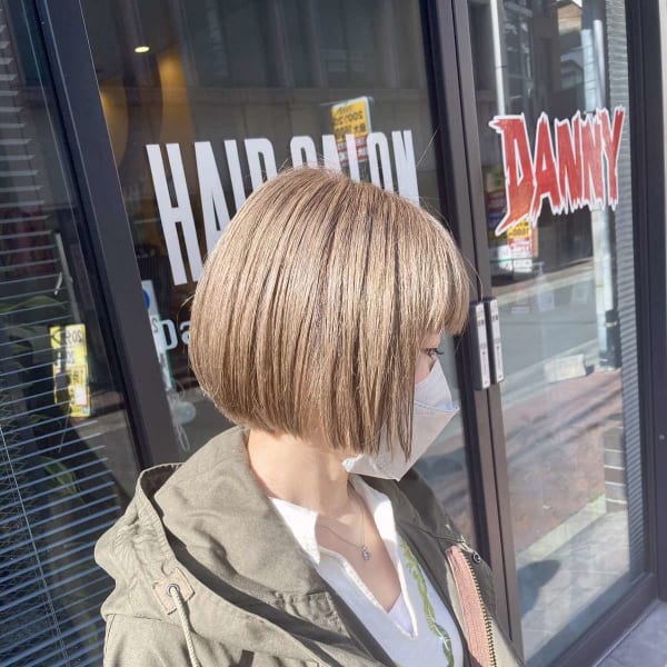 ミルクティーベージュ