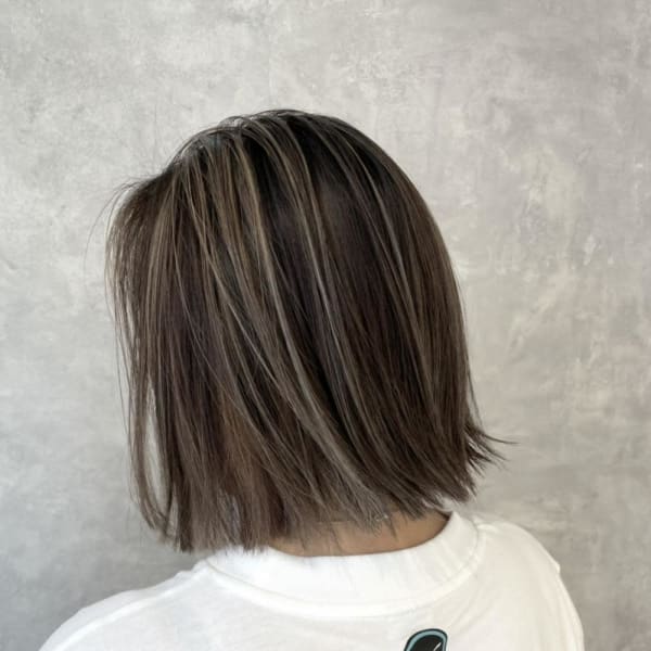 Blossom《髪質改善/縮毛矯正/ケアブリーチ/艶カラー》