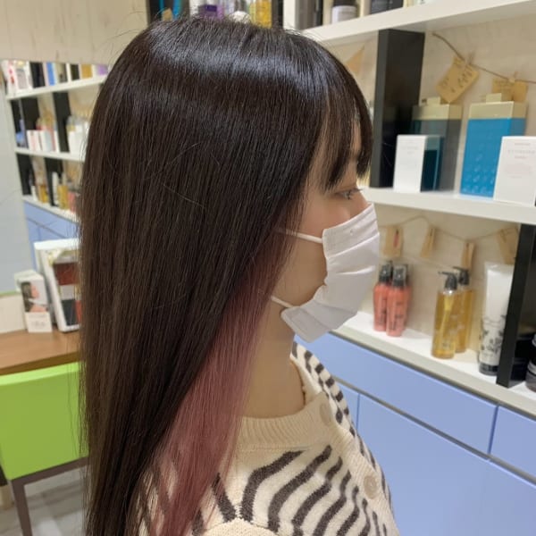 インナーカラー　コーラルピンク