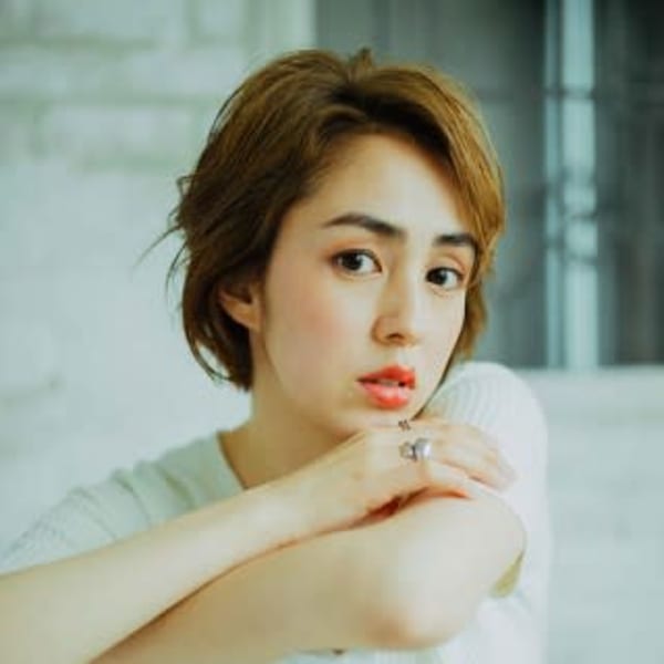 大人ウェーブショート