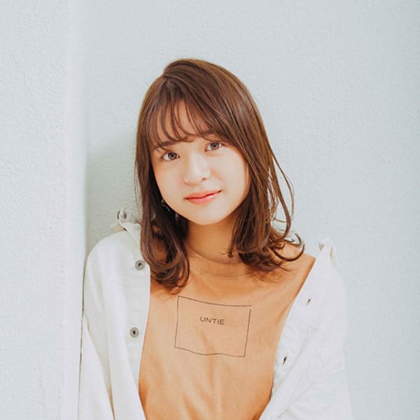 大人かわいいミディアムボブ