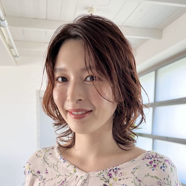 ニュアンスミディアムウルフ