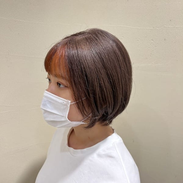 ショートボブ