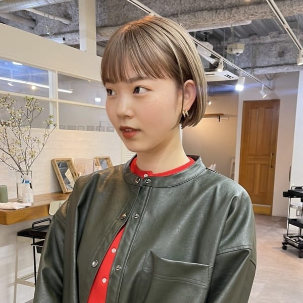 ミニボブ×まろやかベージュ