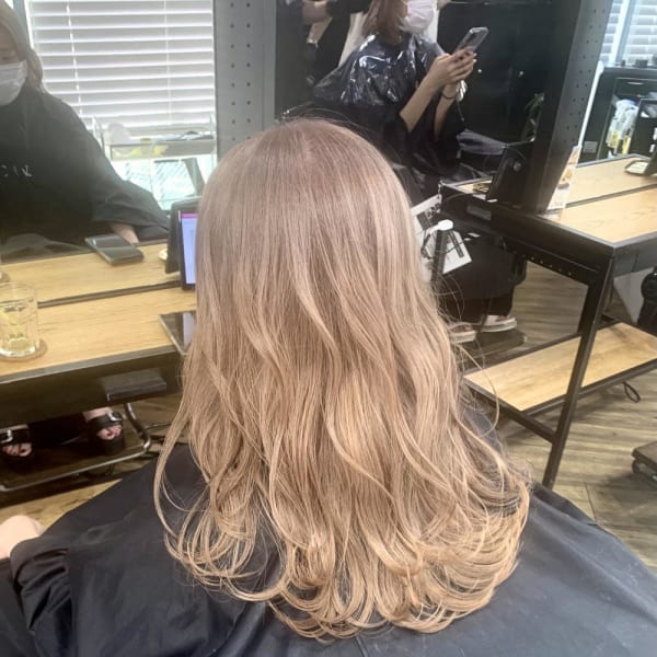 ベージュ ミルクティーベージュ グレージュ