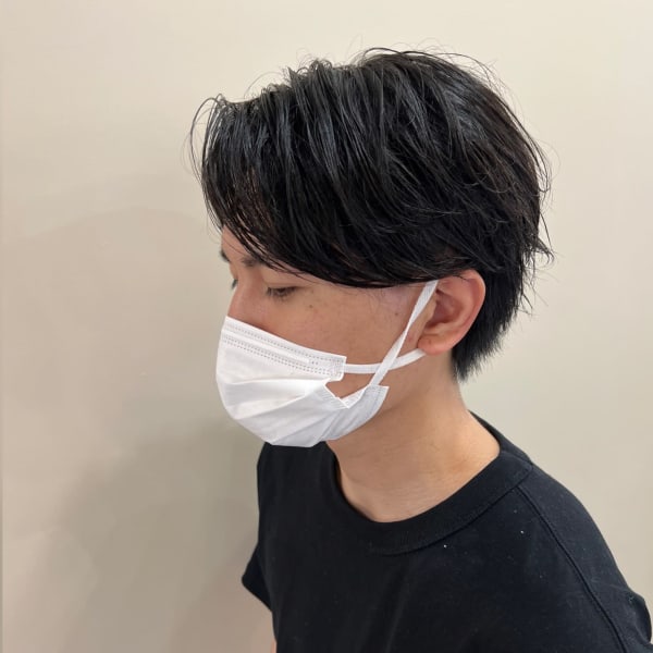 ツーブロックナチュラルセンターパート|REVES