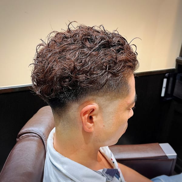 スキンフェード×オールバックパーマ