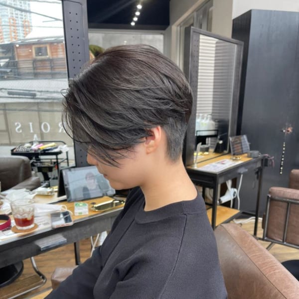 透明感カラー 秋カラー ダークグレー