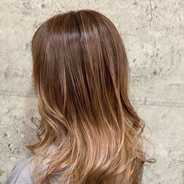 ハイライト　バレイヤージュカラー ミルクティー