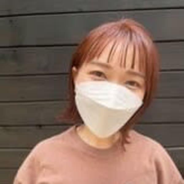オレンジベージュ