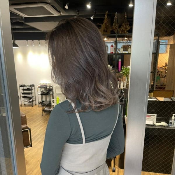 ベージュ ミルクティーベージュ グレージュ