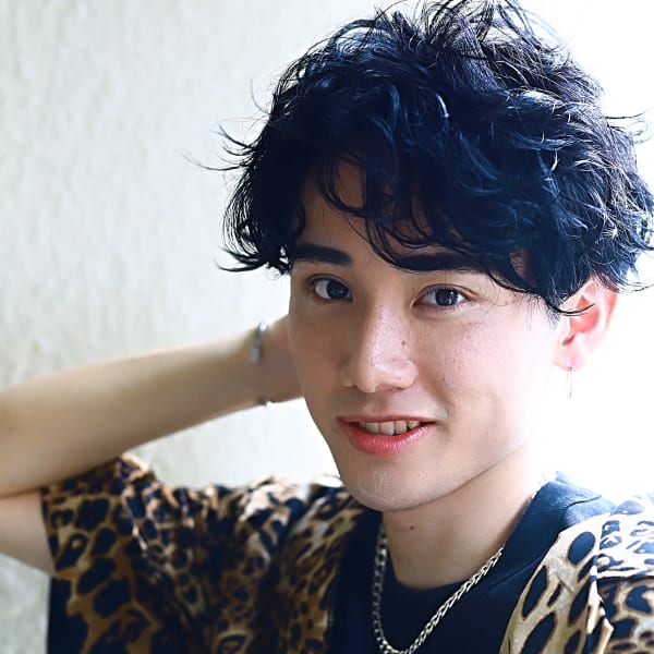 強すぎない波巻きスパイラルパーマ！