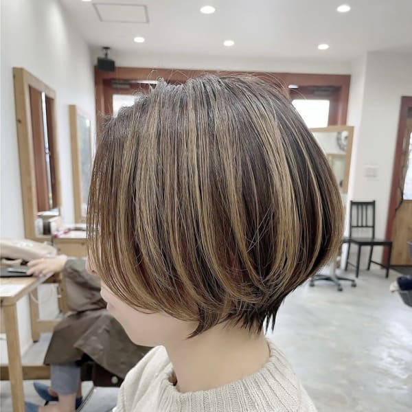 ナチュラルレイヤーボブ