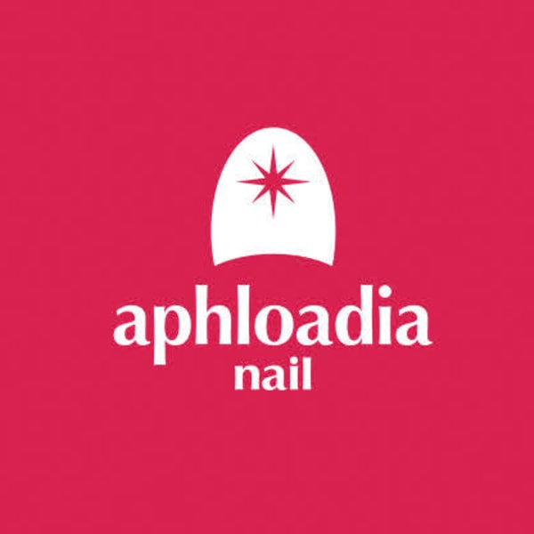 aphloadia nail【アフローディアネイル】のスタッフ紹介。ネイリスト