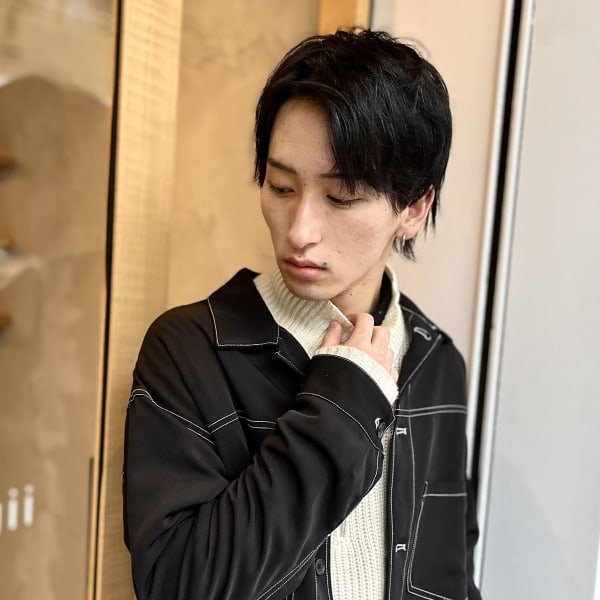 ショートウルフ×アップバング