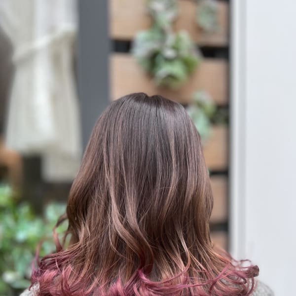 ピンク×毛先グラデーションカラー【sonata 北千住】