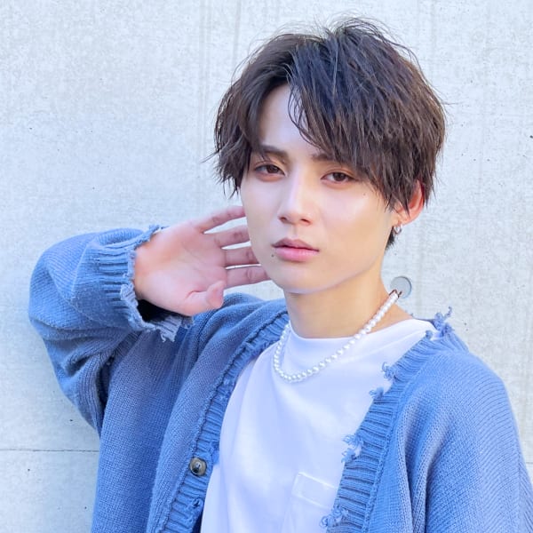 刈り上げ波打ちセンターパート|REVES