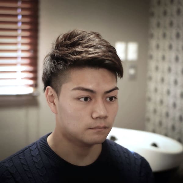 アップバングショートスタイル