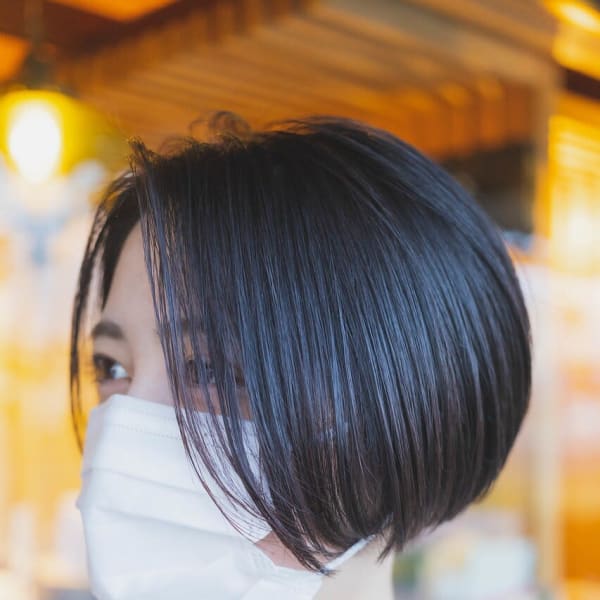 前下がりのハンサムショート|COMODO