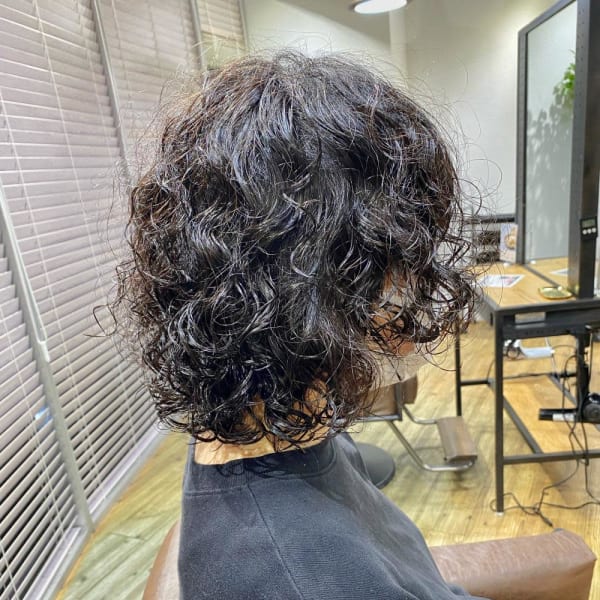 ハードパーマ　くるくるパーマ　ウルフカット　ボブパーマ