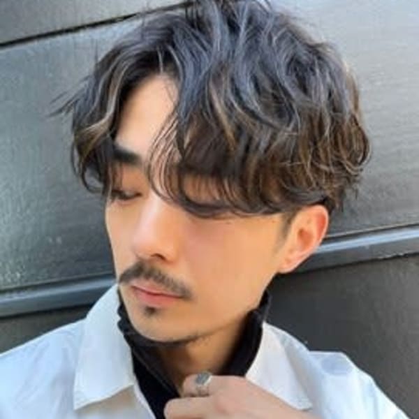 ツーブロックニュアンスパーマセンターパート