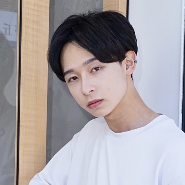 ツーブロック×センターパート