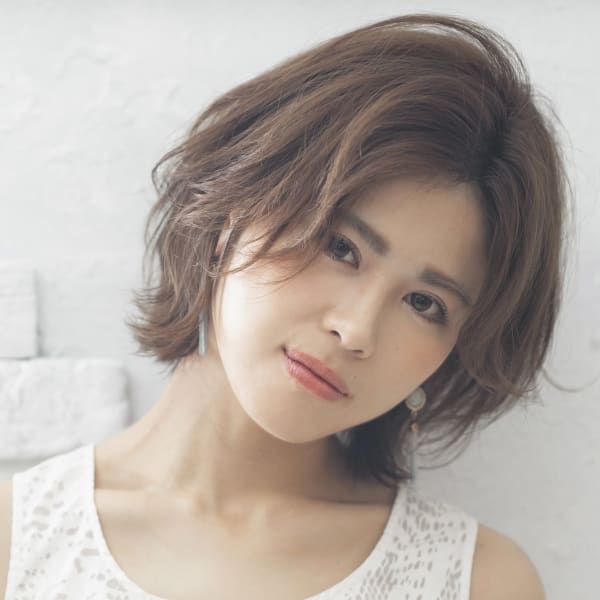 【emu井上信洋】透明感ココアベージュゆるふわ大人ボブウルフ