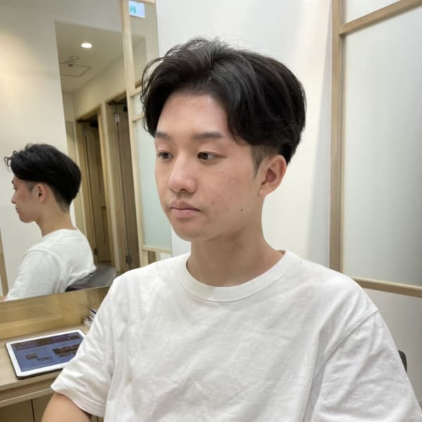 tocca 星 篤志 メンズ バーバー フェード パーマ