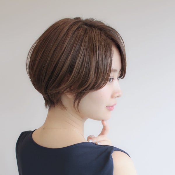 横顔美人な美シルエットショートボブ|DESTINO