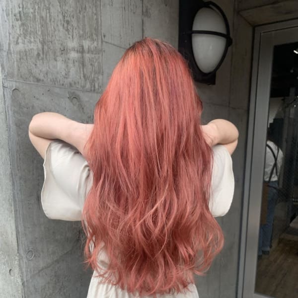 ピンクベージュ　ラベンダーピンク　ラベンダーカラー