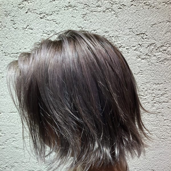 西梅田/ボブ/グレーベージュ/白髪ぼかし Attirer飯田