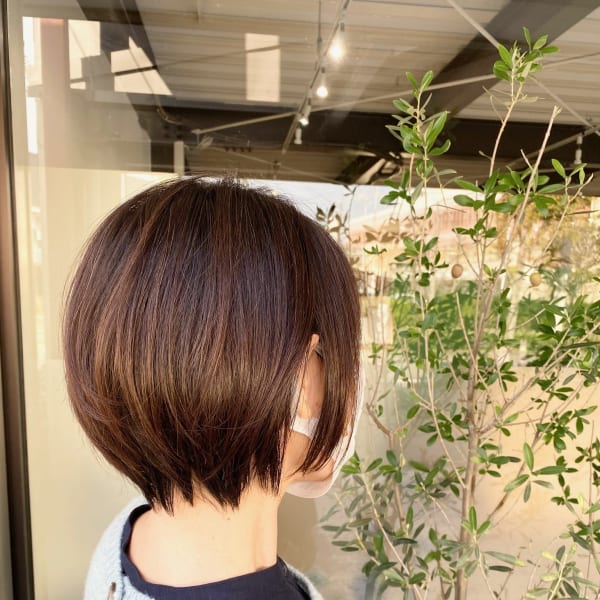 ショートボブ