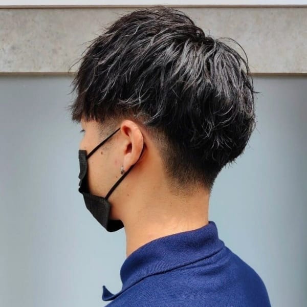 ソフトツイストスパイラル　マッシュパーマ　メンズショート