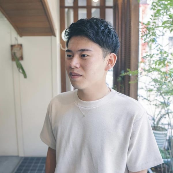 《e's中目黒美容室》メンズアップバングショート【諸星】