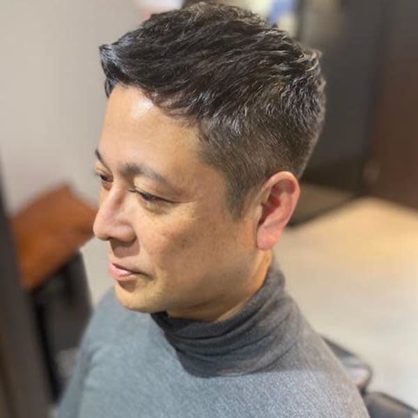 大人の刈り上げスタイル