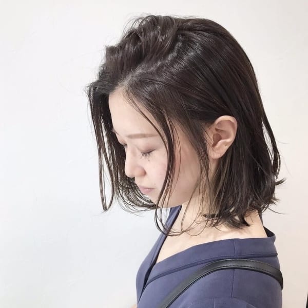 大人女性の耳掛け外ハネボブ|Uit HAIR SALON