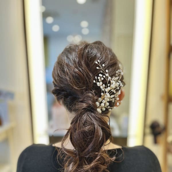 ダウンポニーテール