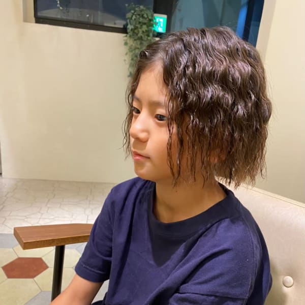 ツーブロックマッシュアップバングコンマヘアスキンフェード