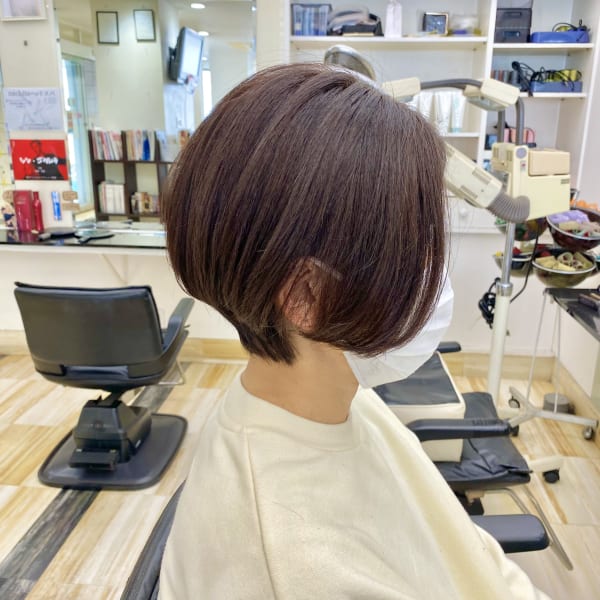 ショートボブ
