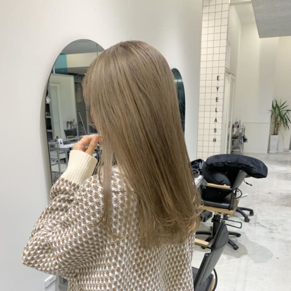 ブランドベージュ