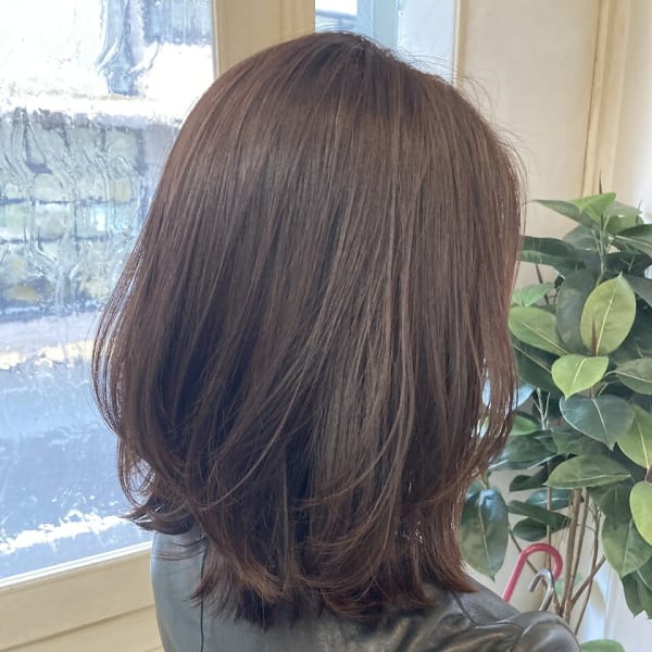 大人可愛いくびれ外ハネウルフミディ30代40代梅ヶ丘美容室