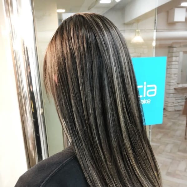 【ハイセンスデザイン】コントラストバレイヤージュ|Sherry 淀屋橋肥後橋店【シェリー】