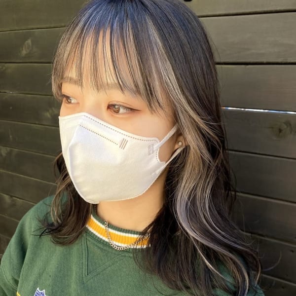 インナーカラー×シルバーベージュ