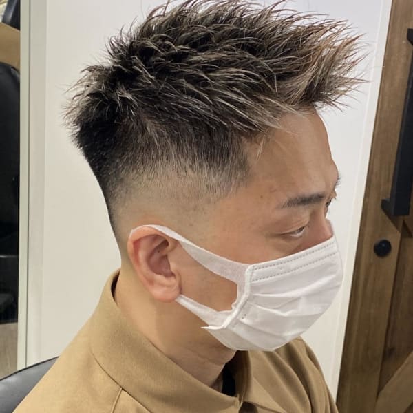 イケオジ　メンズ白髪ぼかしハイライト　ホワイトメッシュ