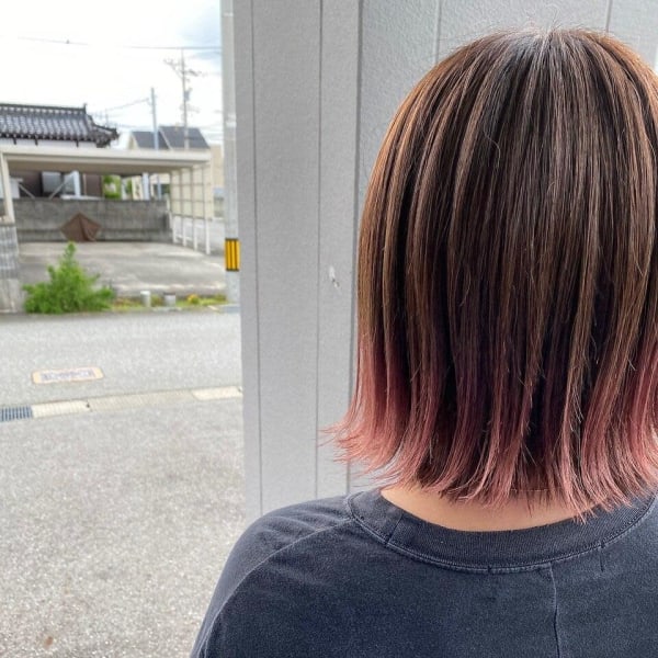 裾カラーレッド